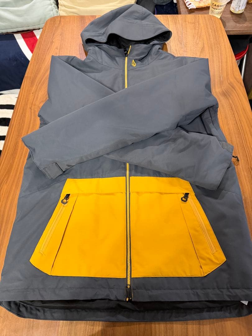 VOLCOM スノボー　ウェア
