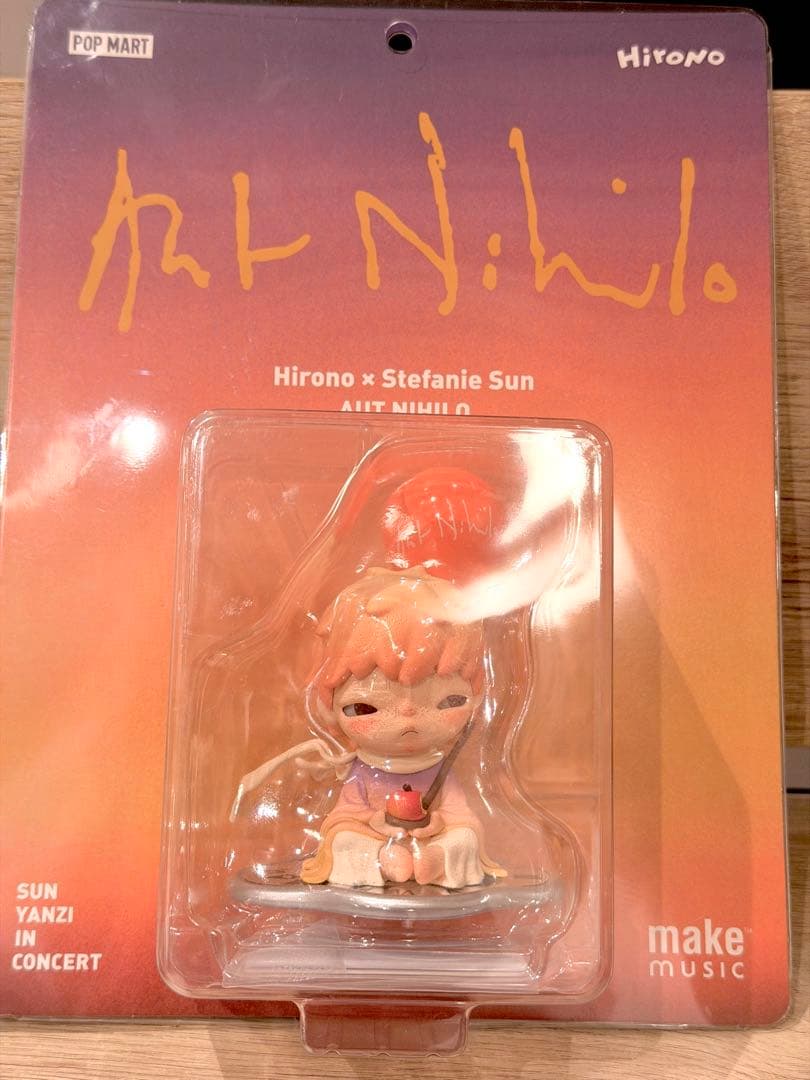 新品 Hirono × Stefanie Sun AUT NIHILO