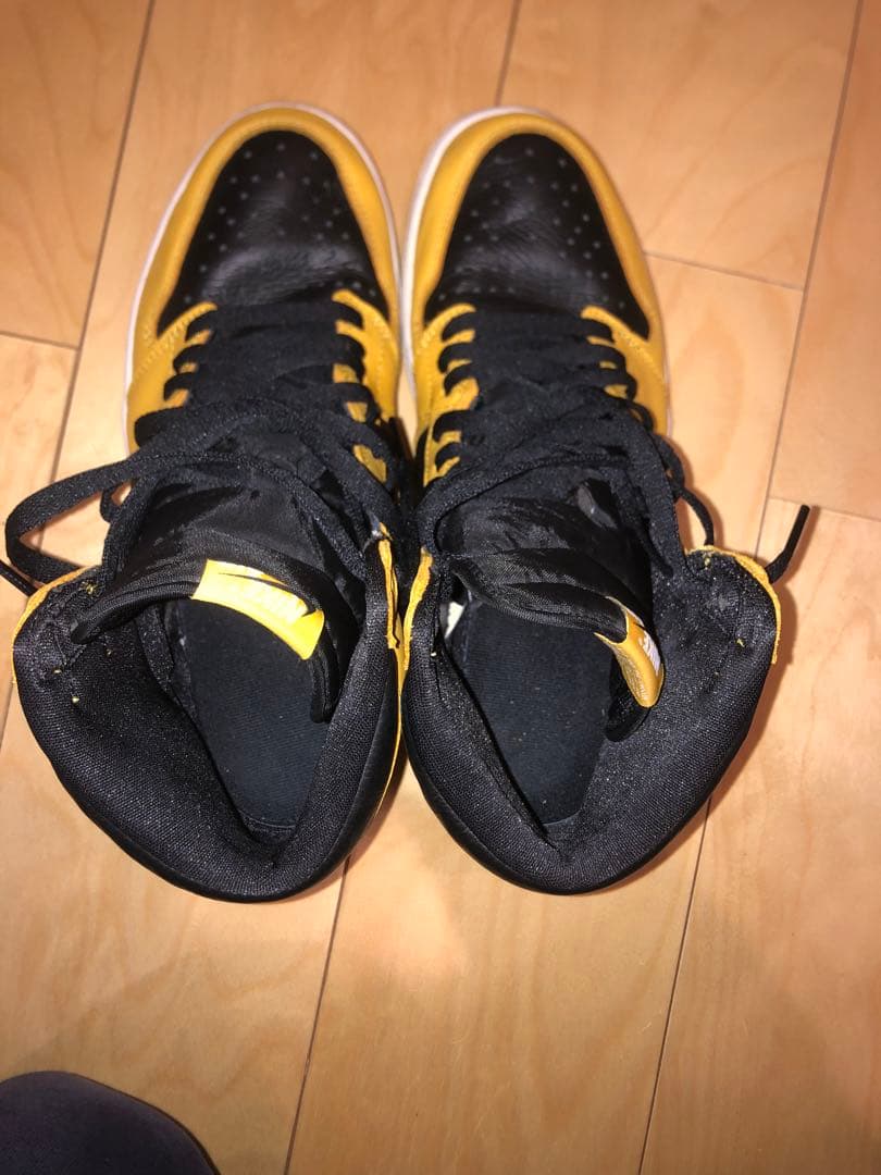 てるき　Nike Air Jordan シューズ ブラック/イエロー