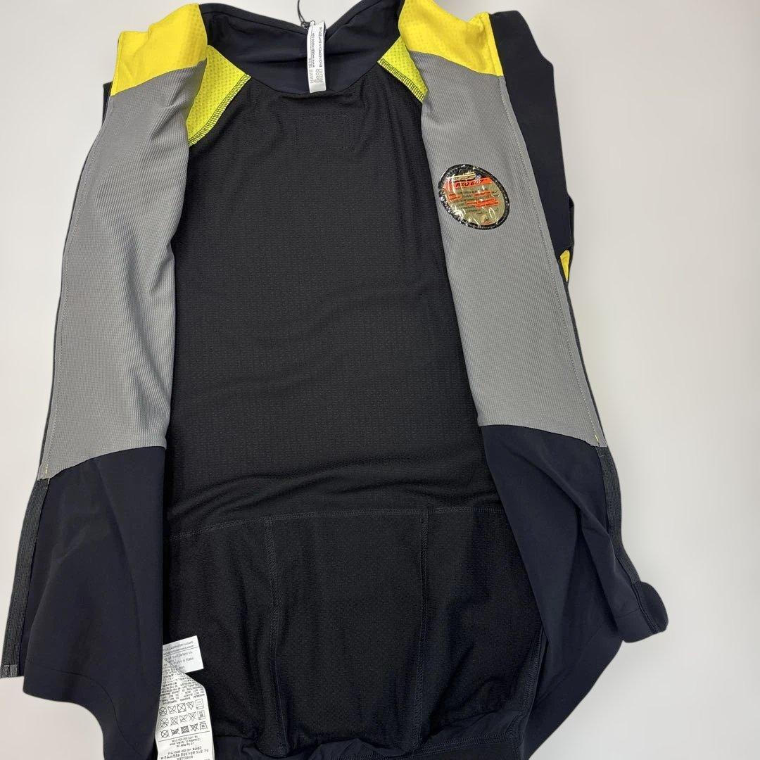 【新品】アソス　サイクルジレ イエロー/ブラック