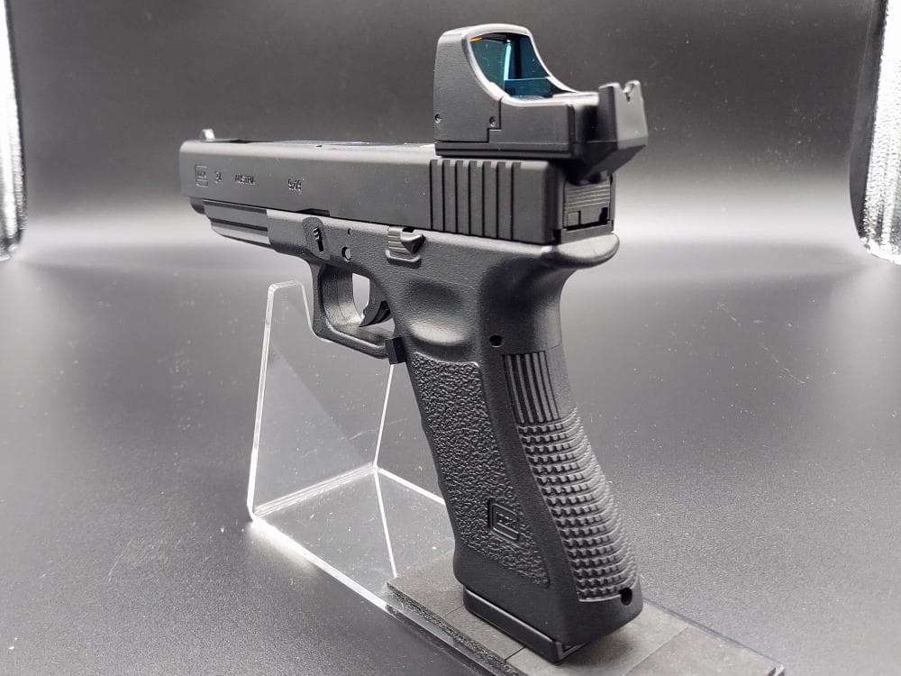 東京マルイ GLOCK34 (ガスブロ）マイクロプロサイト付き 18歳以上！