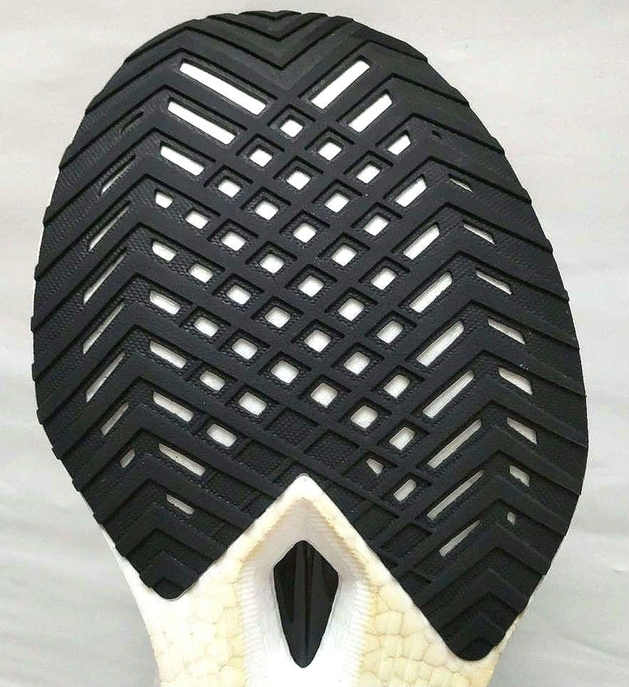 サッカニー エンドルフィン スピード 4 25.5cm