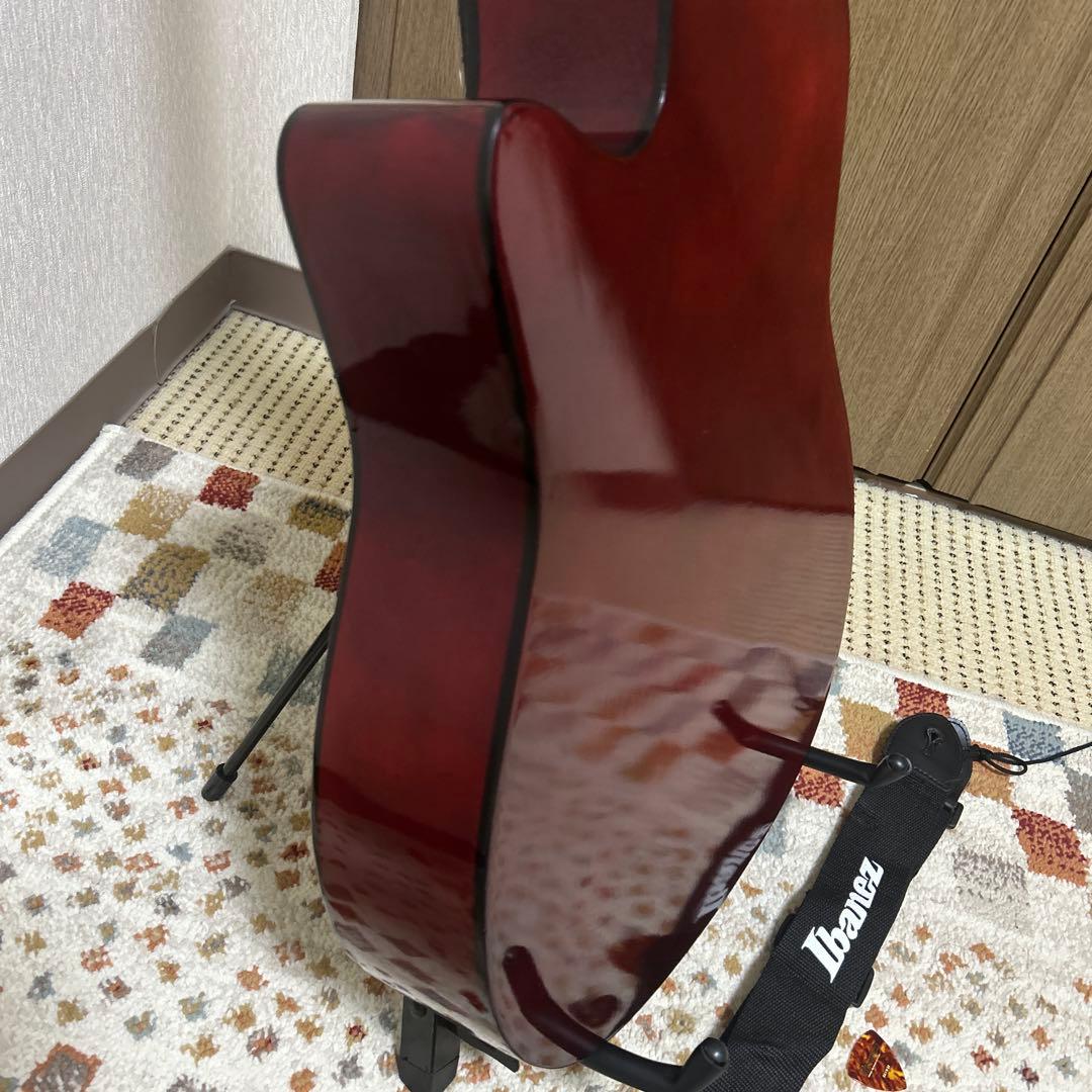 chellbeeアコースティックギター