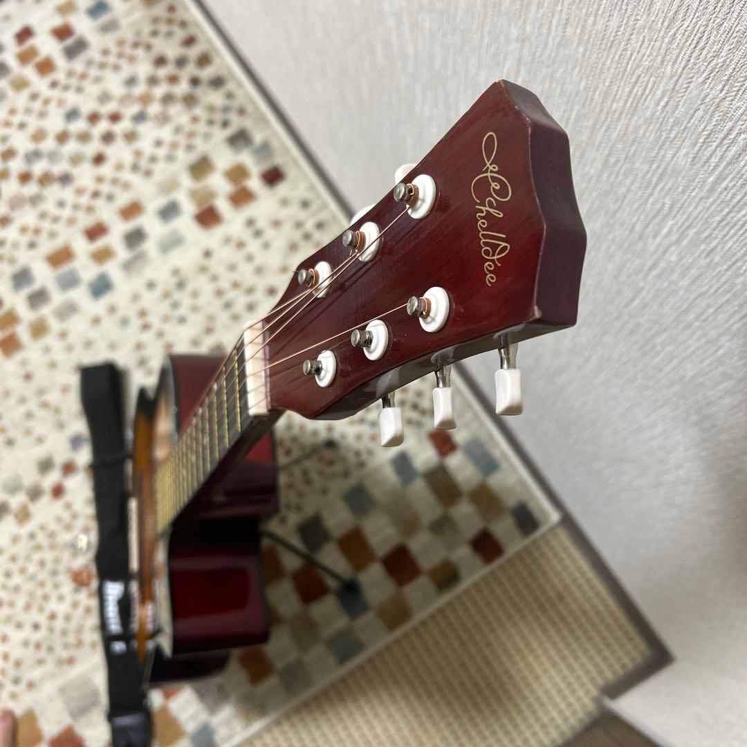chellbeeアコースティックギター