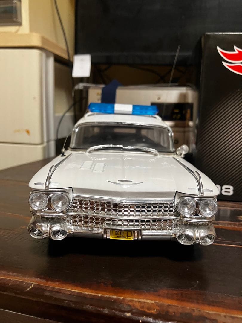 Hot Wheels Ghostbusters Ecto-1 1/18 ジャンク