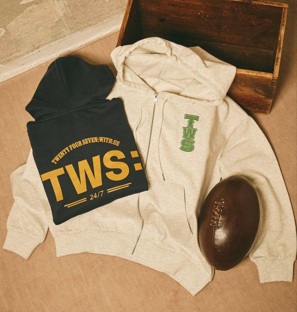 WEGO × TWS ZIPパーカー