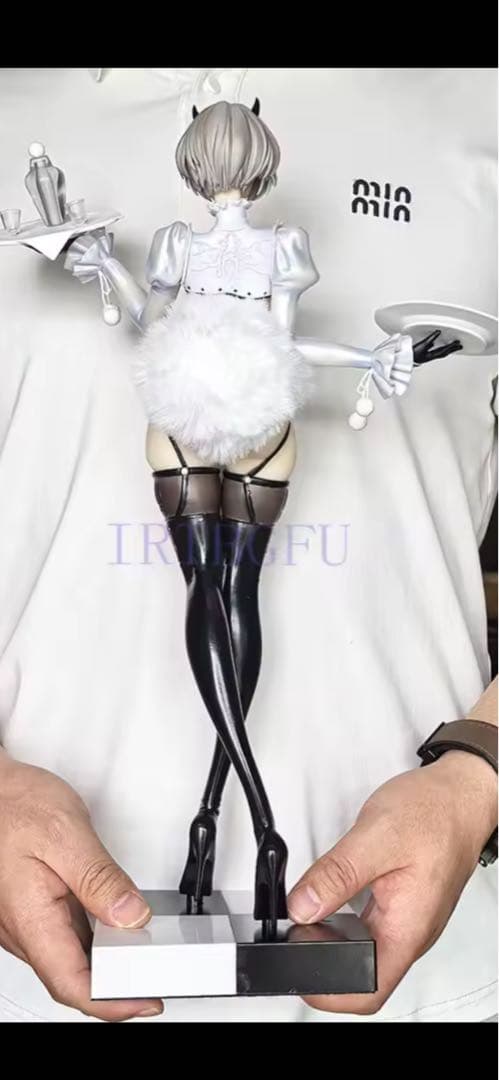 新品　ウエイトレスバニー　フィギュア　2B ニーアオートマタ　バニーガール