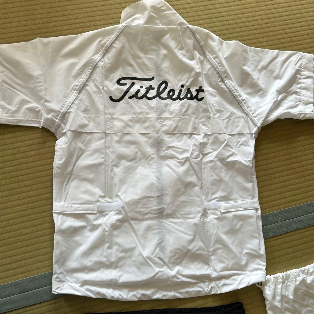 50です Titleist レインウェアセット ホワイト/ブラック