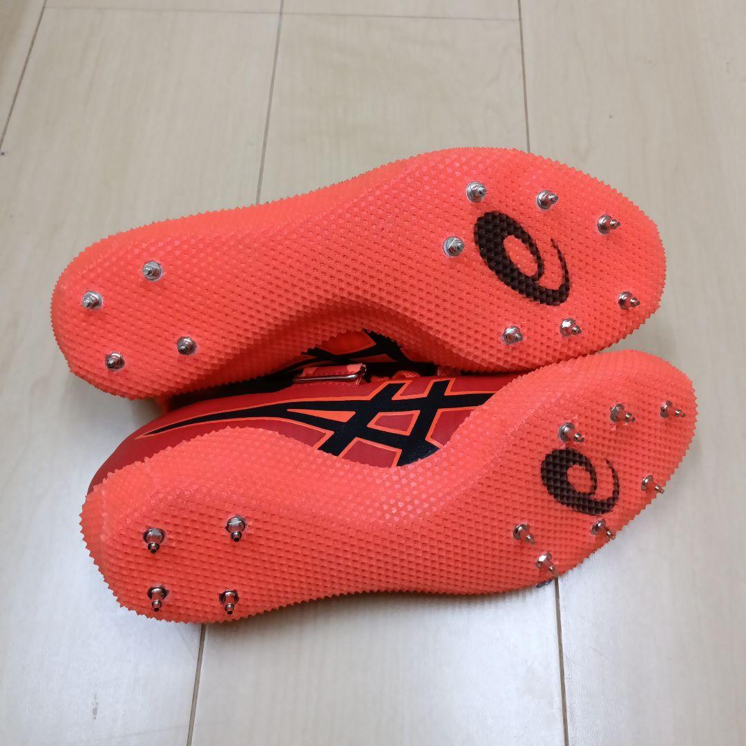 新品タグ付き■アシックス走高跳スパイク■左足踏切　25.5cmピン回し付