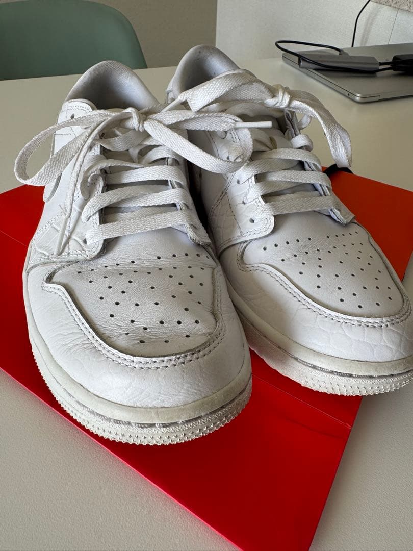 Jordan ホワイト スニーカー