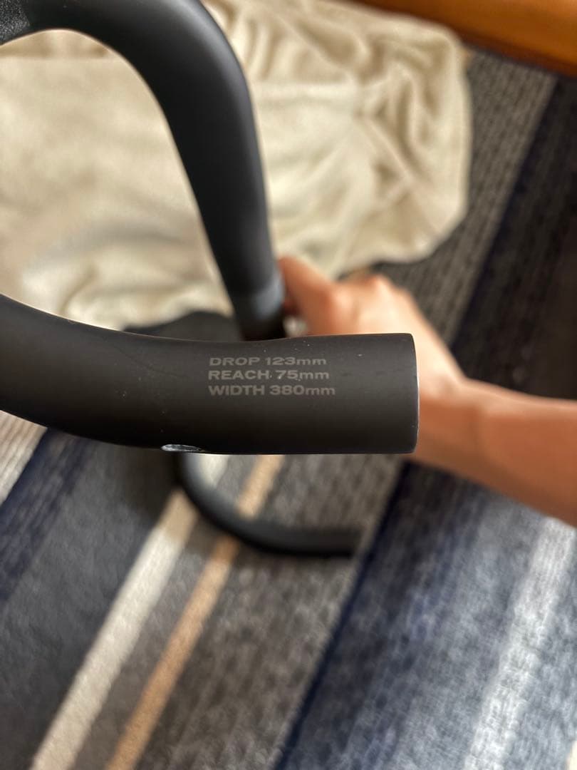 S-WORKS CARBON SHALLOW ROAD BAR 幅380m