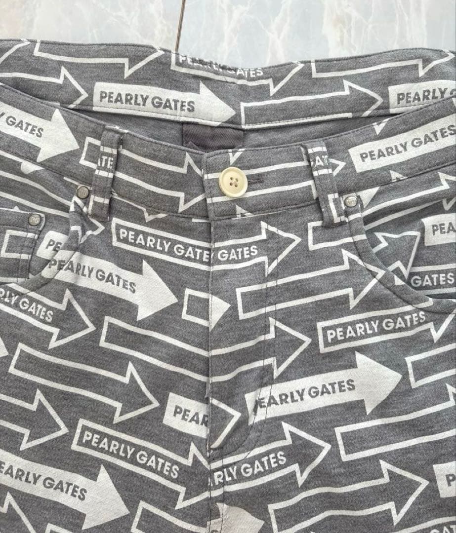 美品　PEARLY GATES ゴルフパンツ　4 総ロゴ　ライトグレー×ホワイト