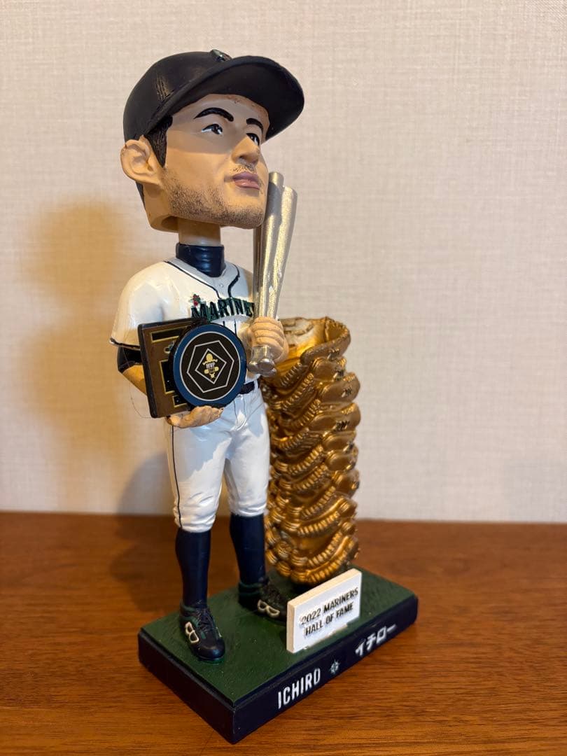 イチロー　ボブルヘッド　マリナーズ殿堂入り　2022年