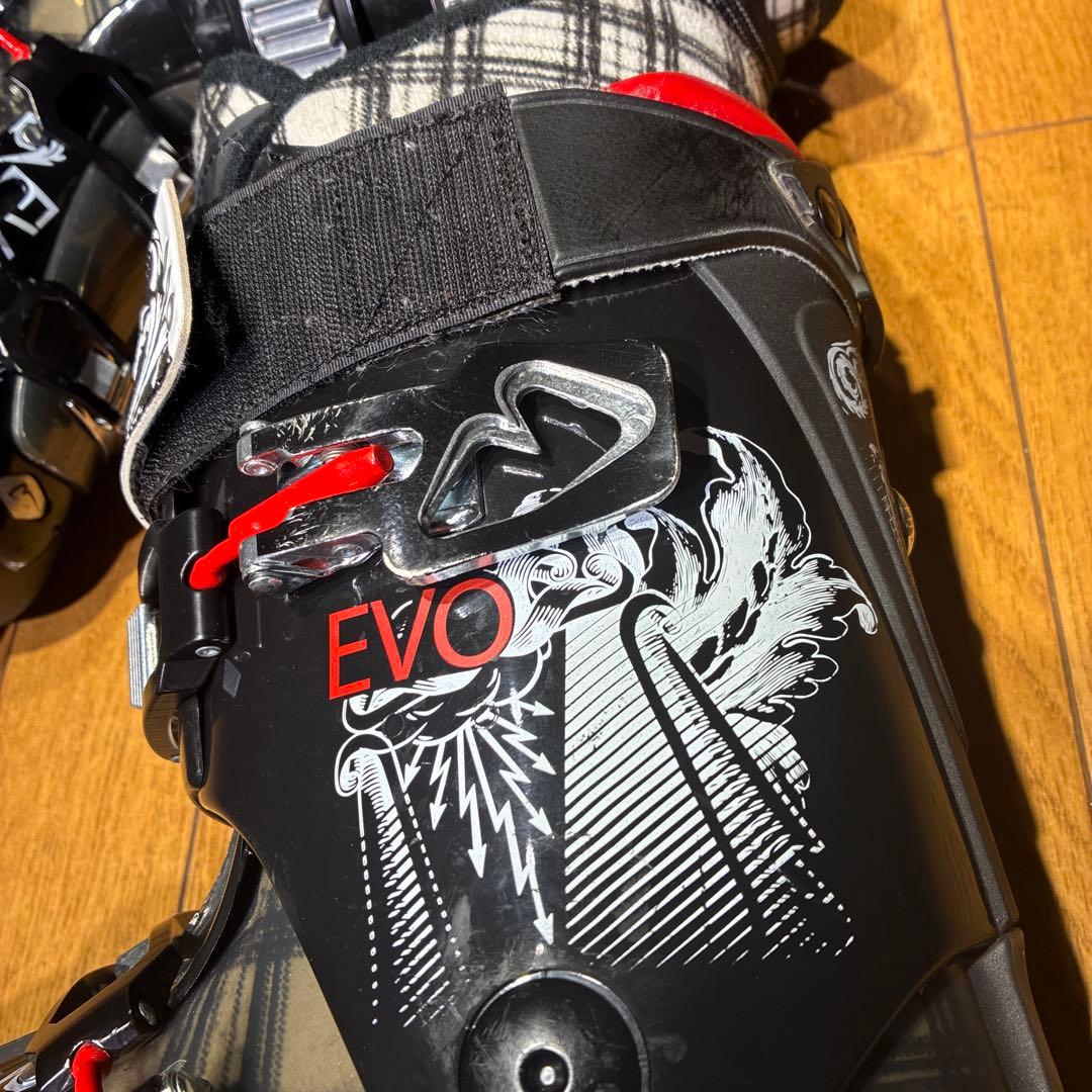 【値下げ】ROXAロクサEVO90 26.0-26.5cm 初中級者向け