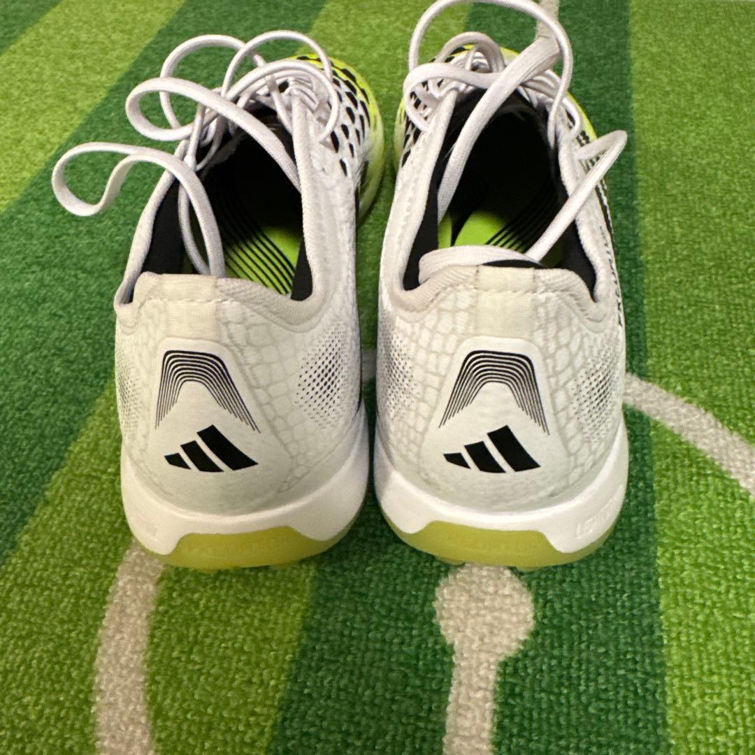adidasプレデタープロTF 新品未使用箱なしタグなし 26㌢