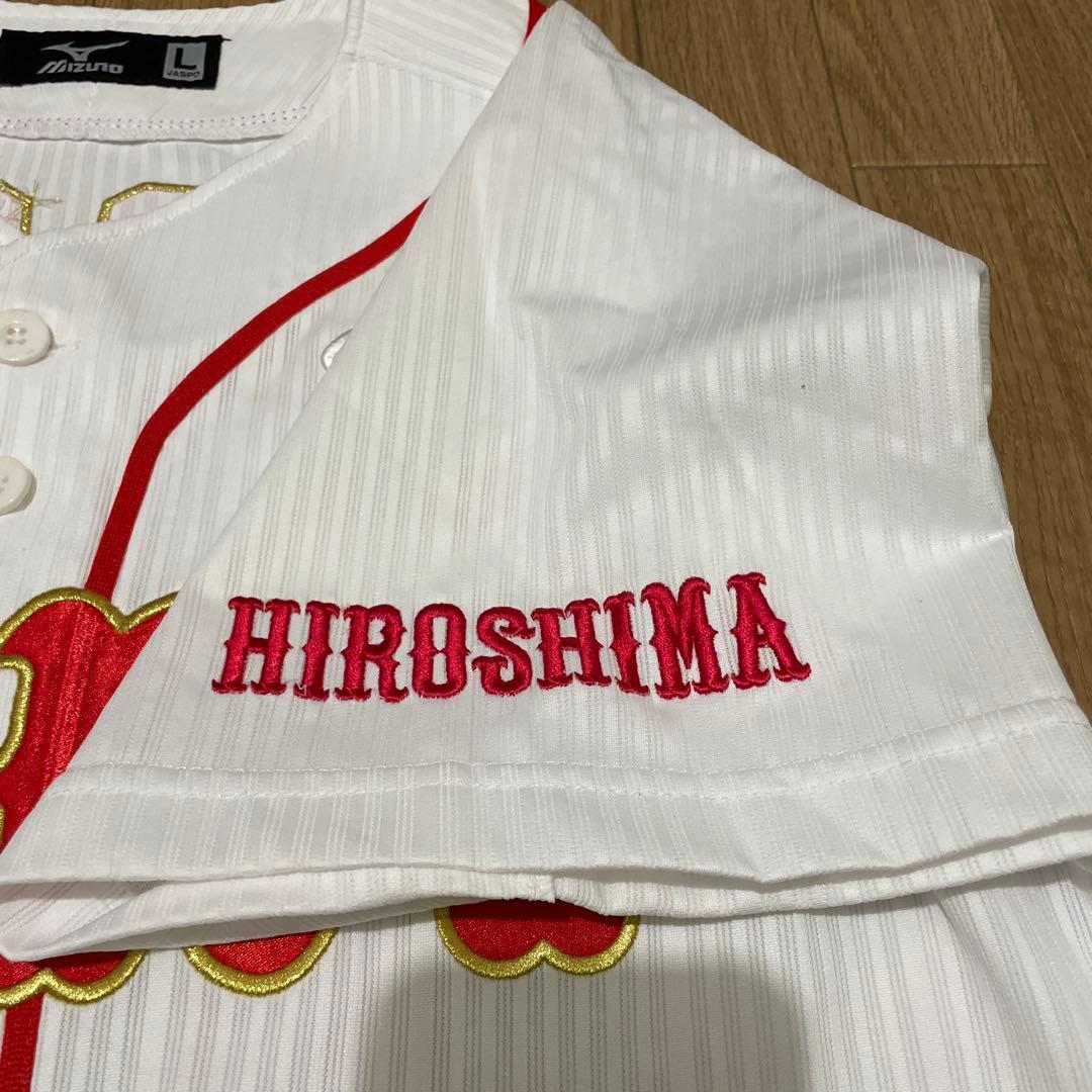 【Lサイズ】広島カープ 黒田博樹投手 引退記念 レプリカユニフォーム 刺繍