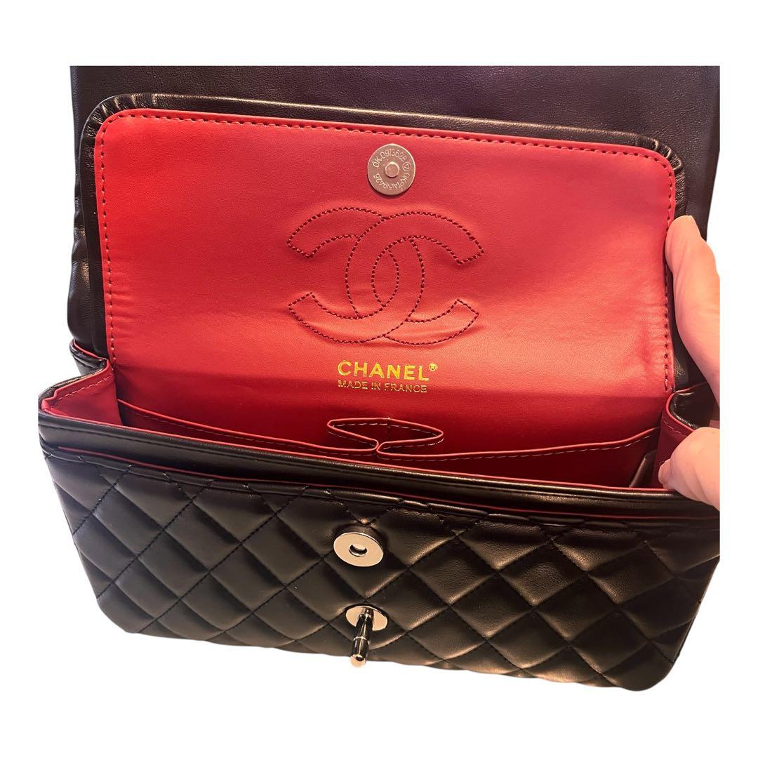 CHANEL ノベルティ　ブラック ショルダーバッグ