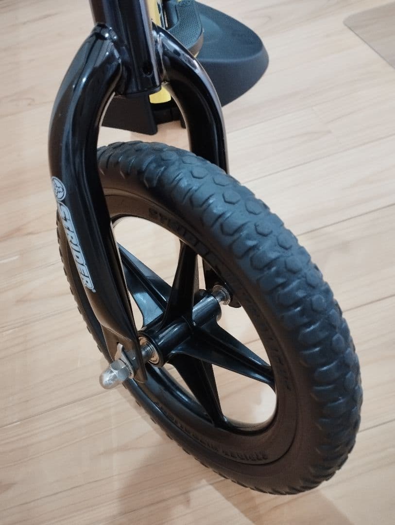 【美品】STRIDER 12㌅ ストライダー スポーツモデル