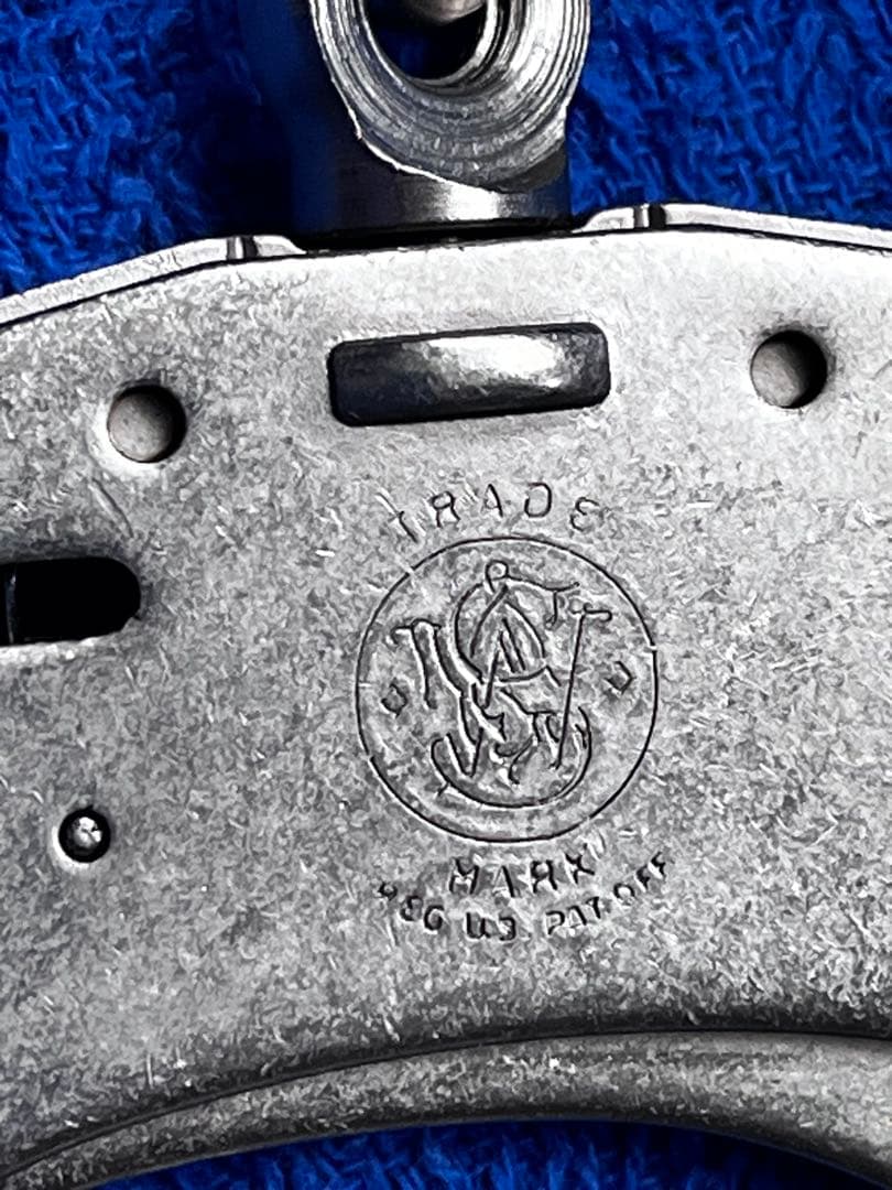 米国製手錠 S & W M100( Nickel )