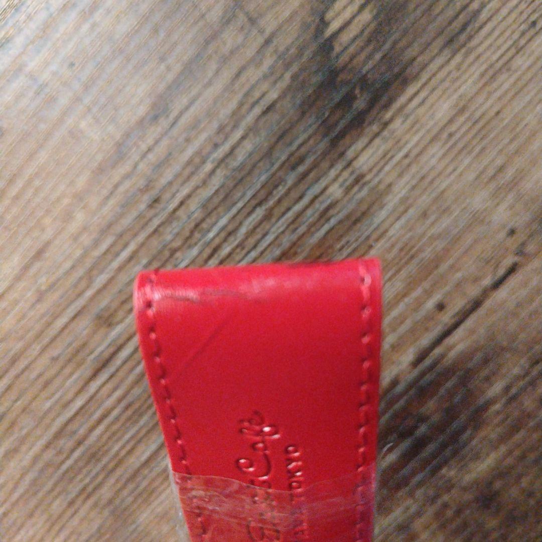 小田和正レザーキーホルダー赤
