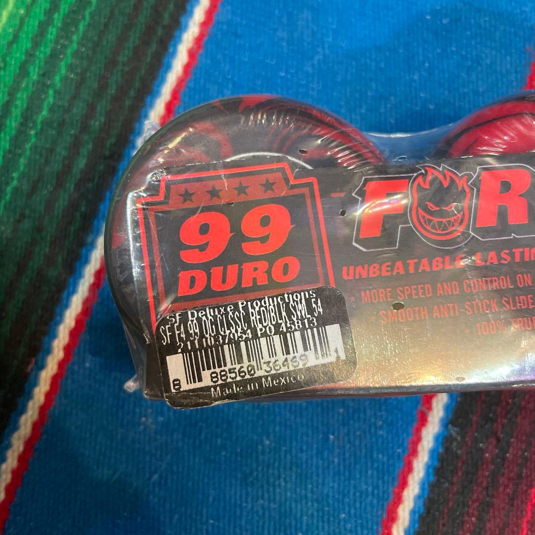 スピット　Spitfire Formula Four 06 54mm