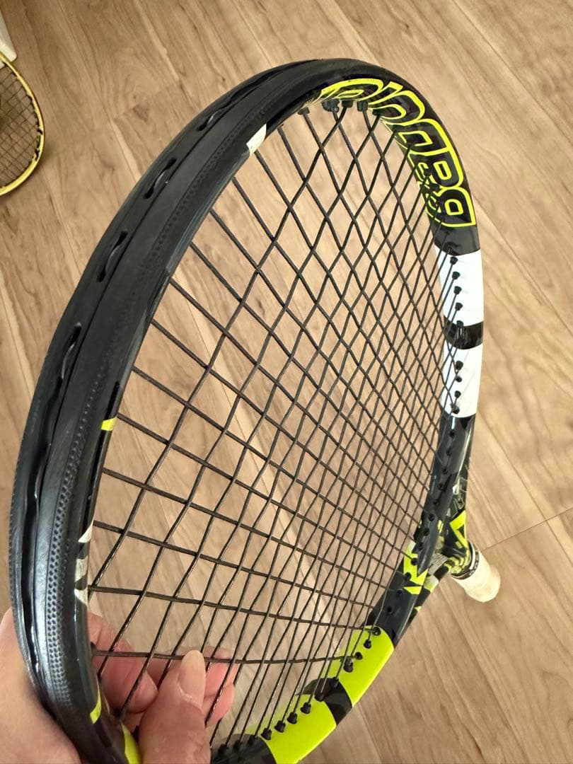 Babolat ピュアアエロ テニスラケット 300g