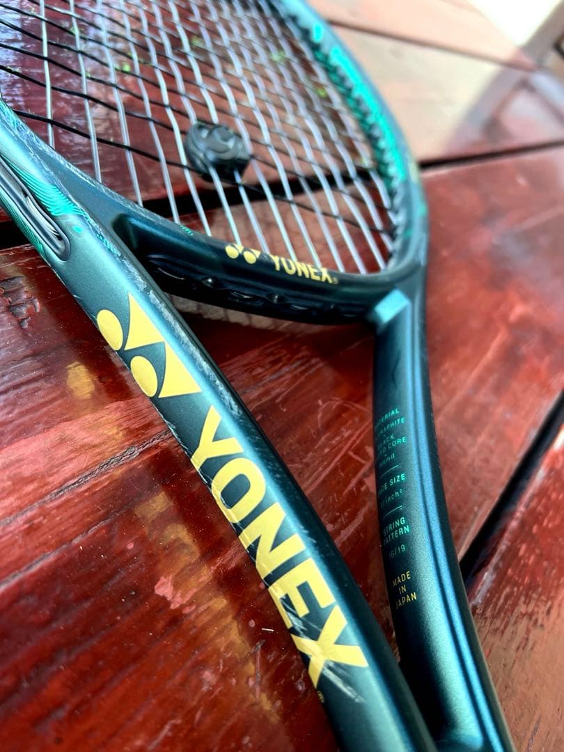 ヨネックス(YONEX) 硬式テニス ラケット Vコア プロ97 新品グリップ
