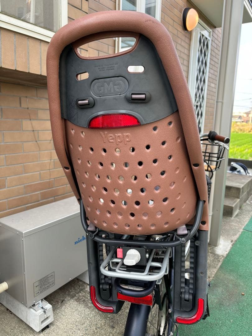 ベスビーBESV CF1 LENA電動アシスト自転車　yepp yeppmini