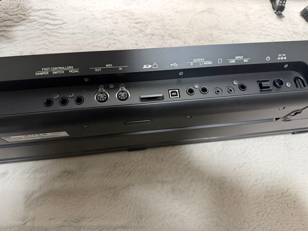 【美品】KORG KROSS2 61鍵盤 純正ケース付き