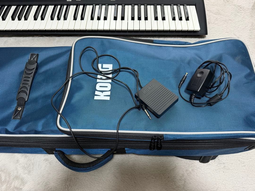 【美品】KORG KROSS2 61鍵盤 純正ケース付き