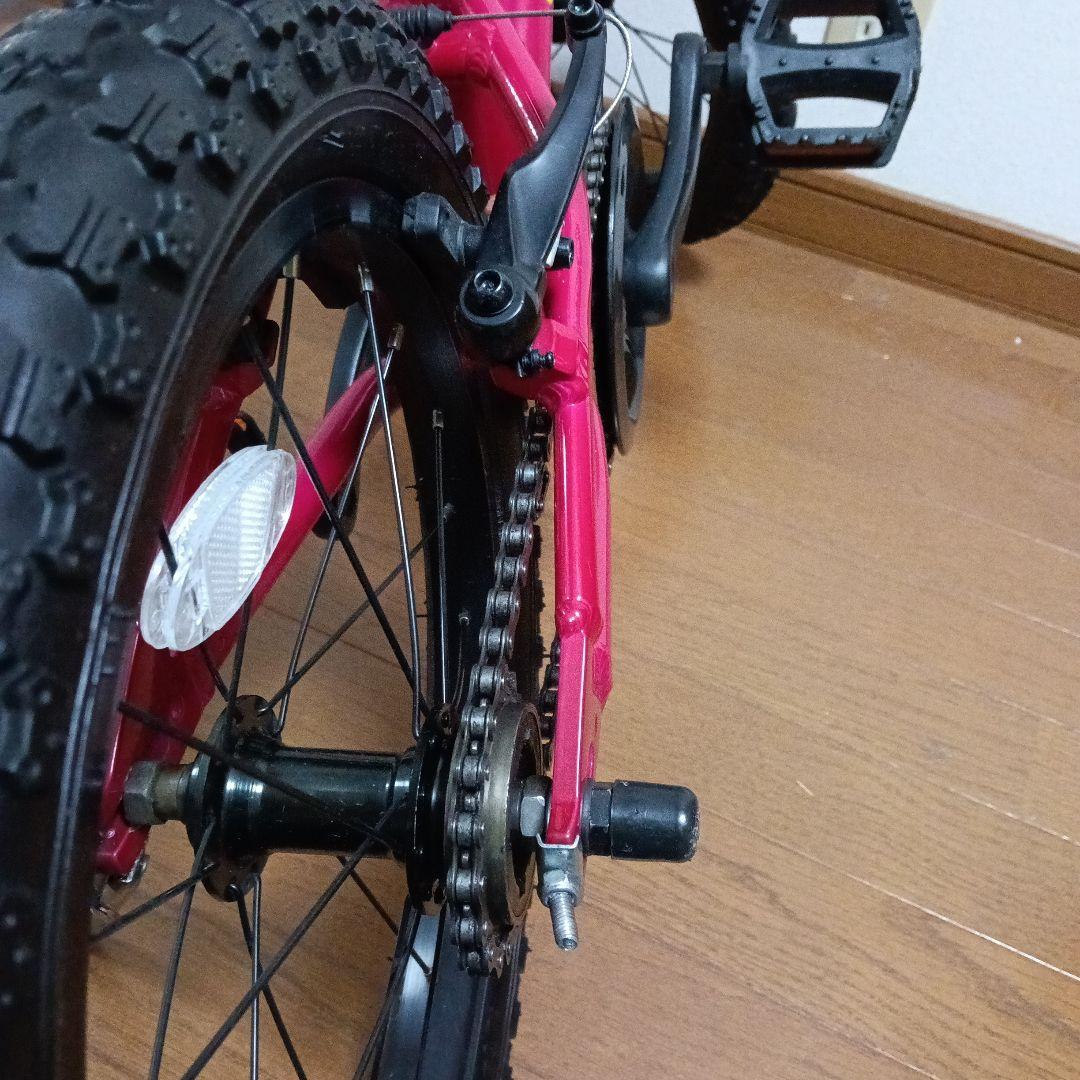 引き取り限定　室内保管　ヨツバサイクル ピンク 16インチ
