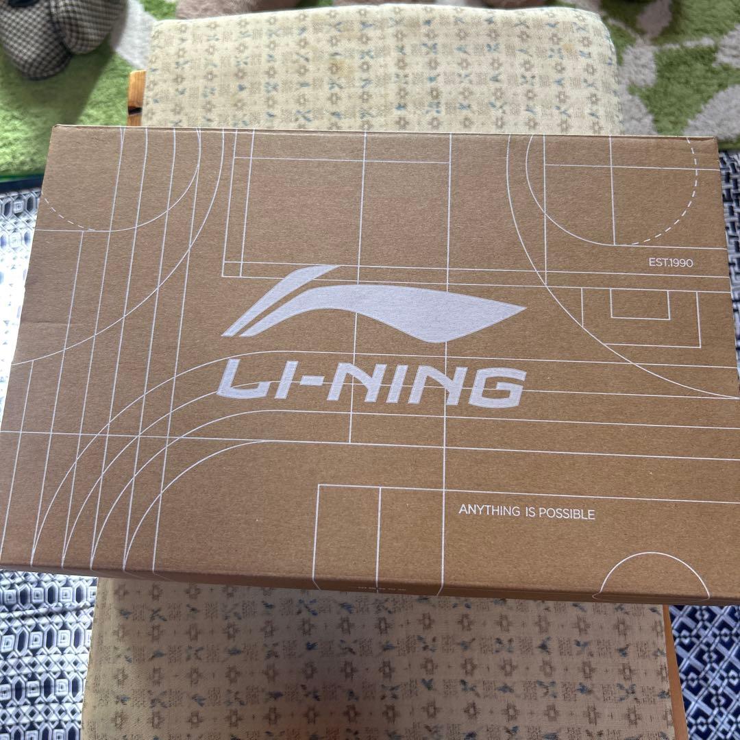 リーニンバドミントンシューズ 23.5cm 新品未使用品