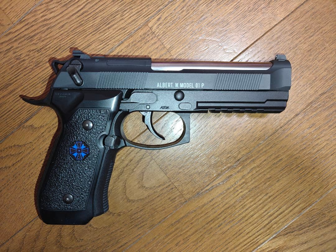 東京マルイ アルバートW 01P M9A1 ベレッタ 美品 予備マグ付