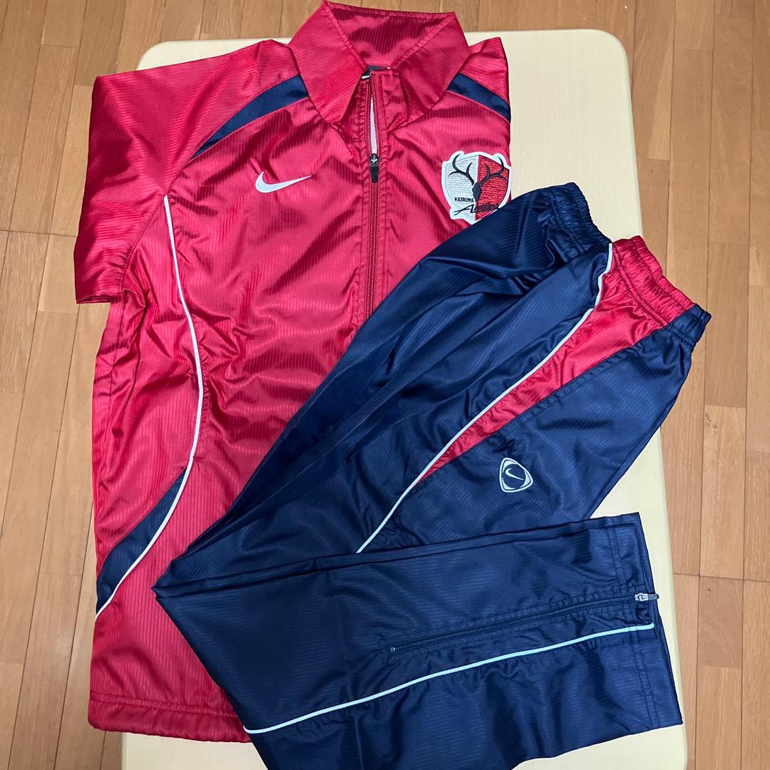 【新品・美品】鹿島アントラーズスクール　ウインドブレーカーS サイズ　上下セット