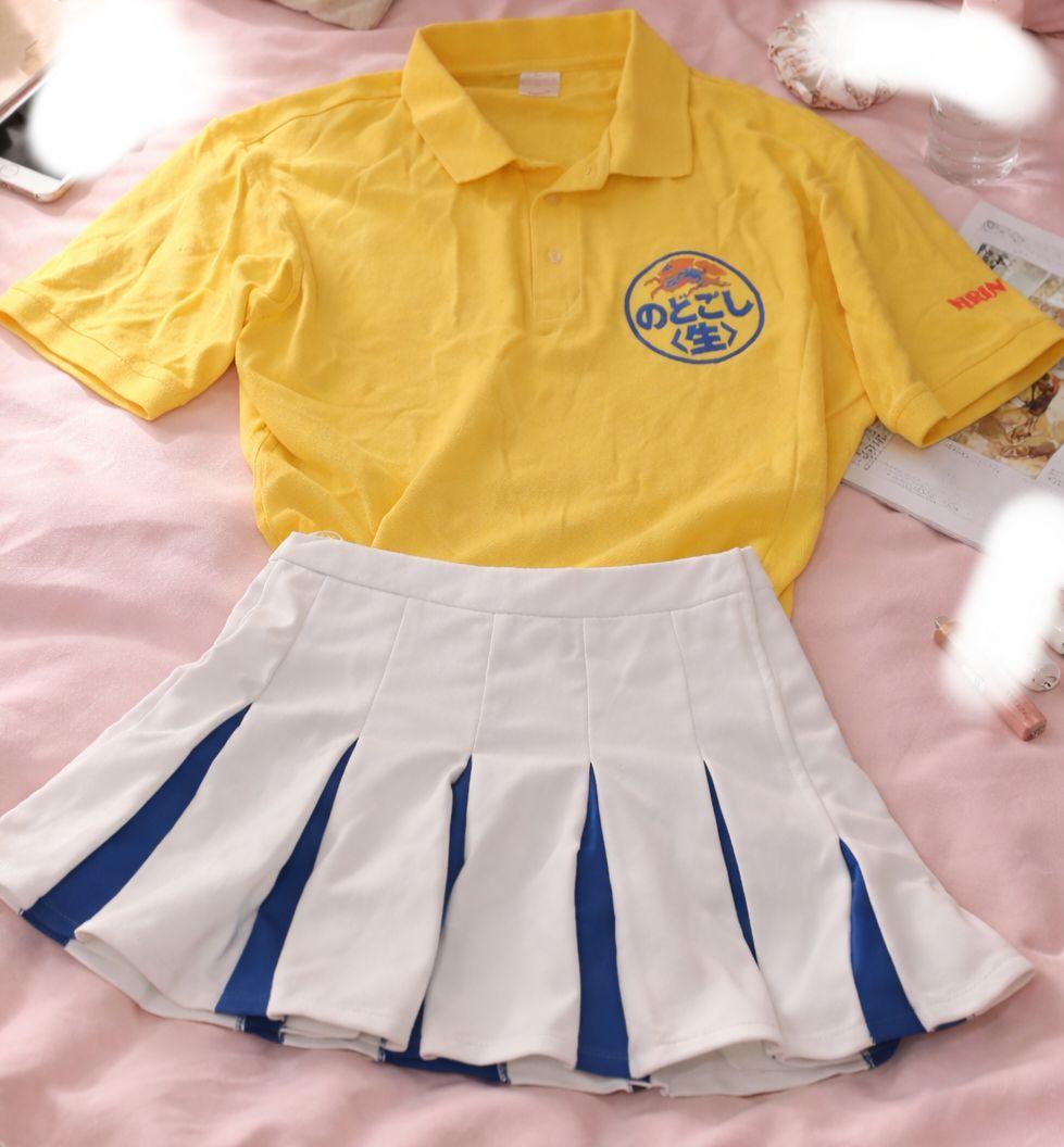 ビール　ガール　売り子　販売員　制服　ユニフォーム　チア　スカート　娘　野球