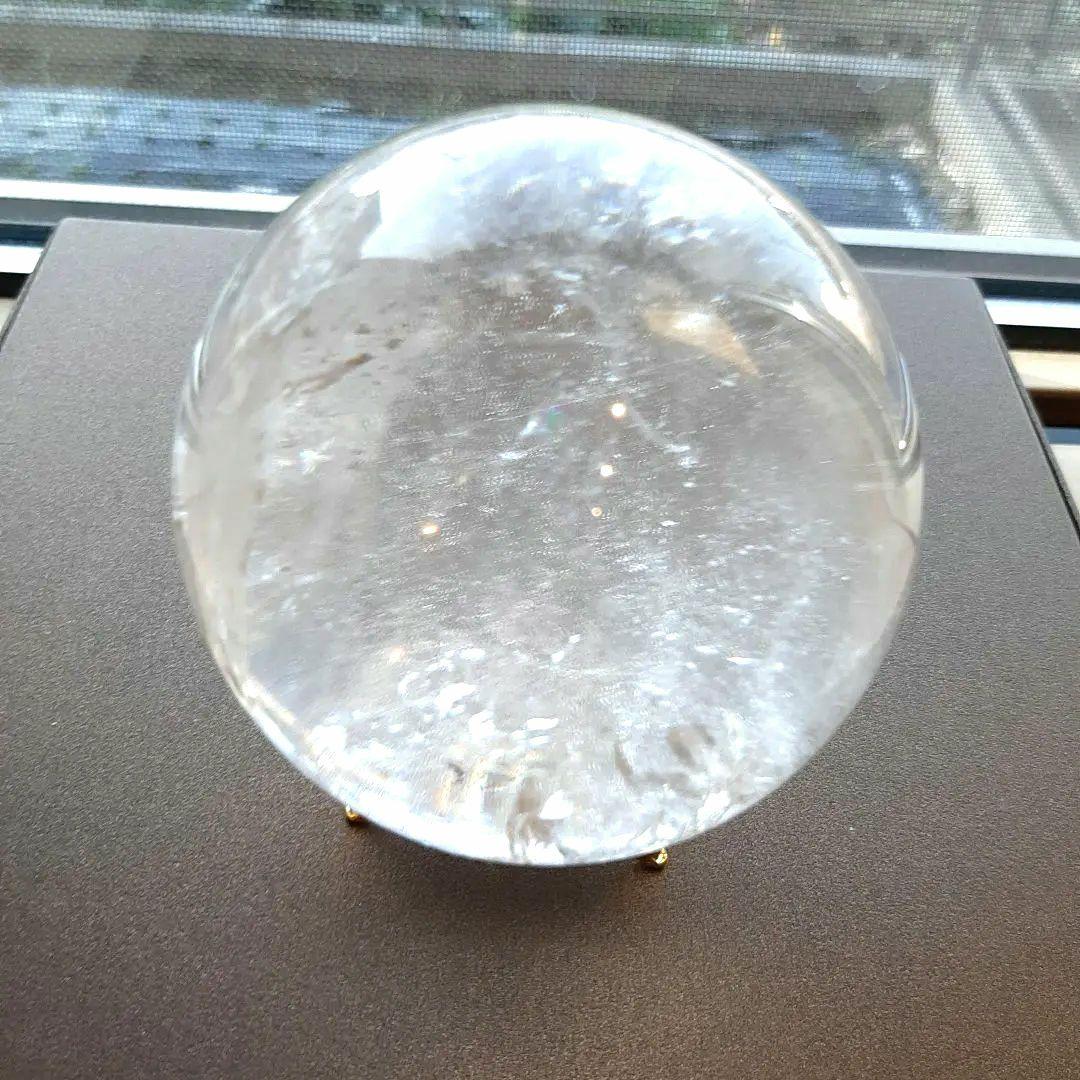 ヒマラヤ水晶　　スフィア　70mm　台座つき