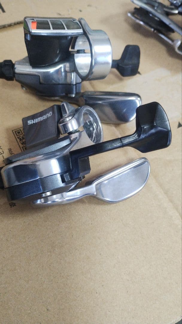 美品シマノ SL-R770 左右シフトレバー　2×10ｓ　105