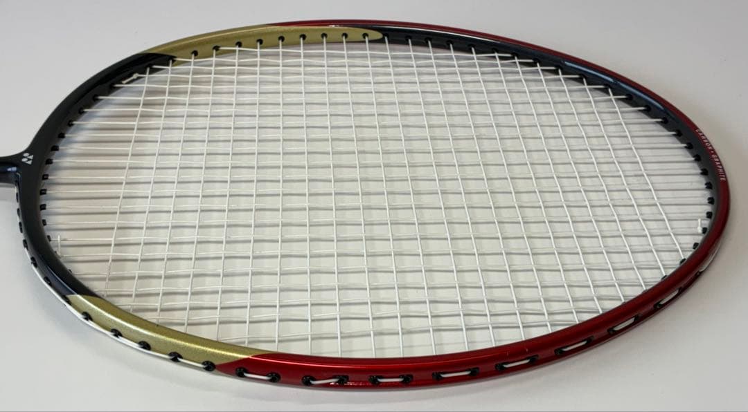 美品 YONEX バドミントンラケット Carbonex GR 50