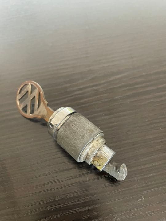 空冷ワーゲン　コンバーチブル　ダッシュキーボックス　鍵付き