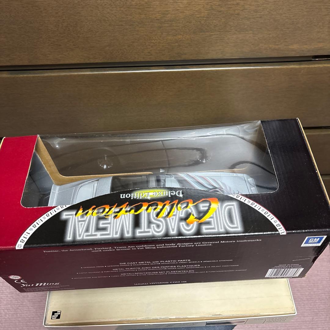 ポンティアックファイアーバードトランザム1979 yat ming 社製1/18