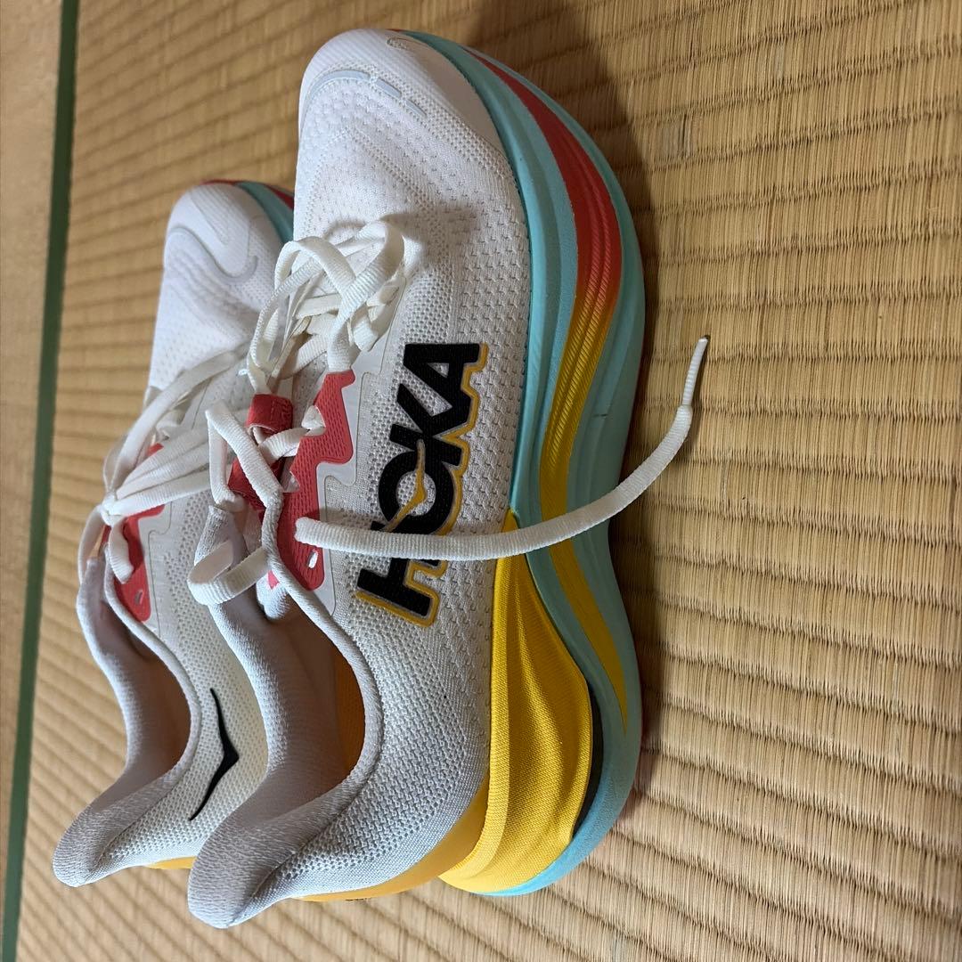 スパイク・シューズ HOKA SKYWARD X