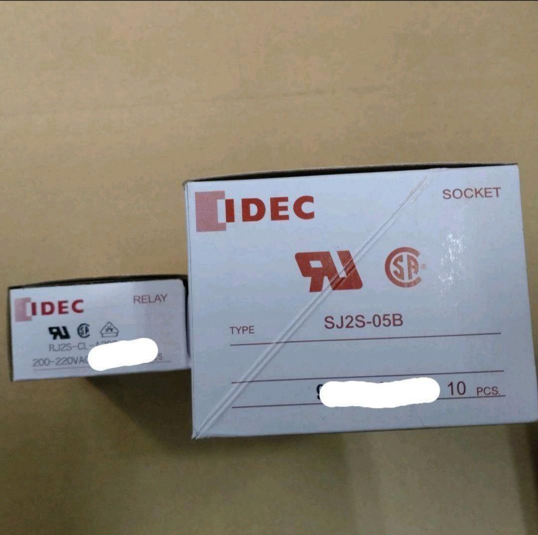 IDEC リレー・ソケット 10個セット AC200V