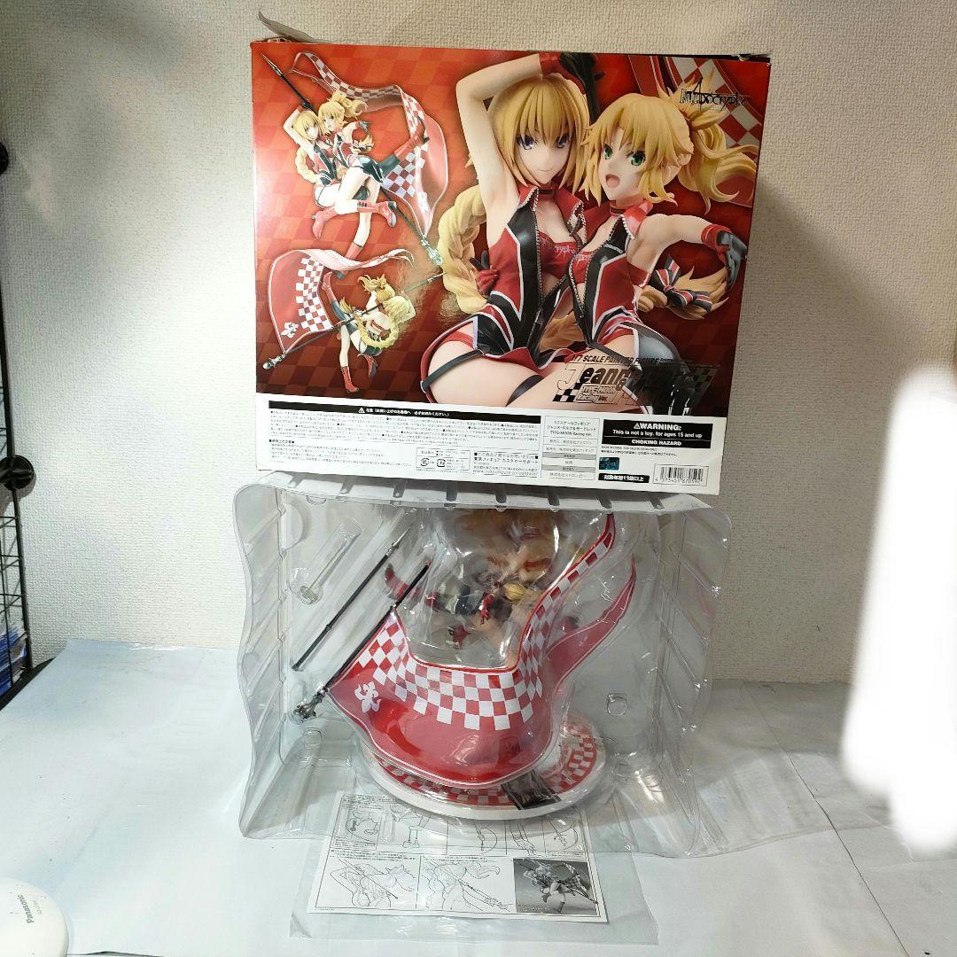 ☆　Fateフィギュア　ジャンヌ・ダルク＆モードレッド　☆