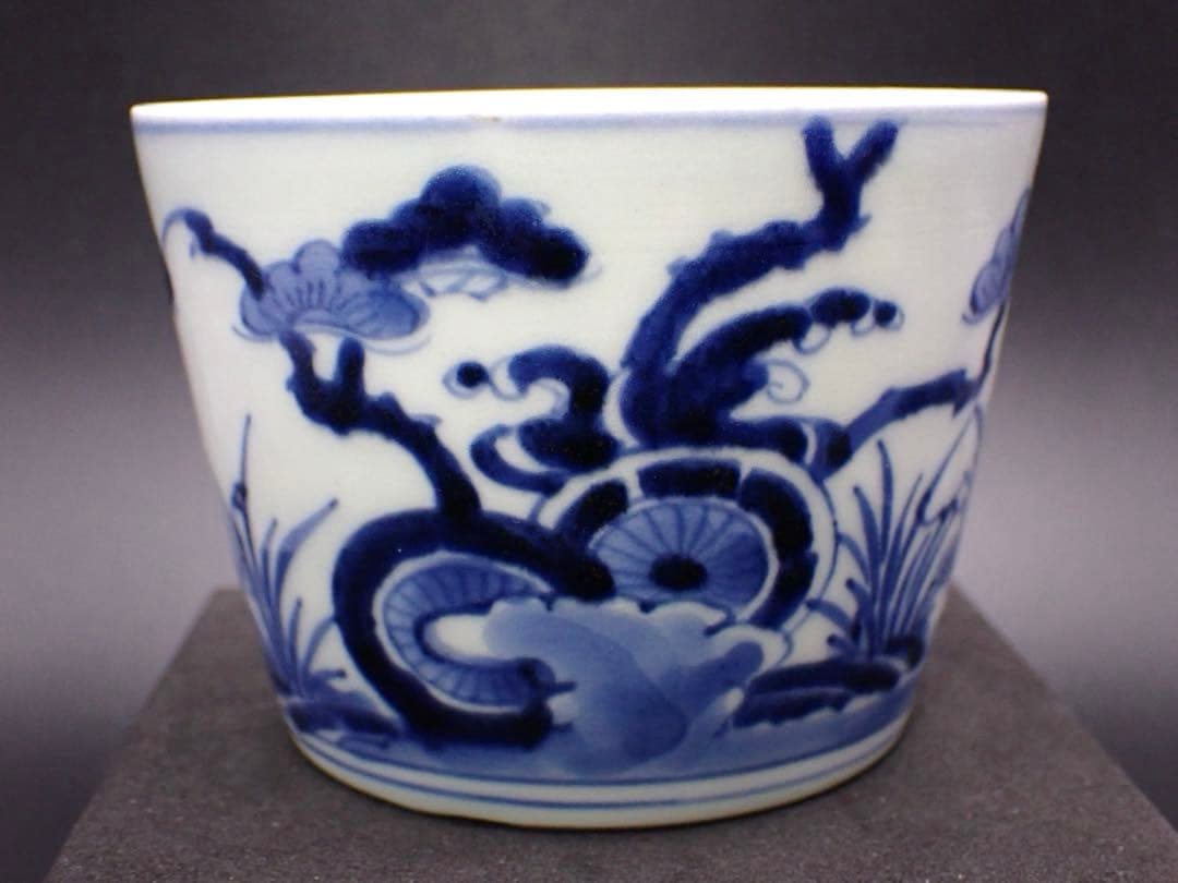 【優品】古伊万里<源氏車に松浪の図>そば猪口 大振り 渦福 骨董品(青15)