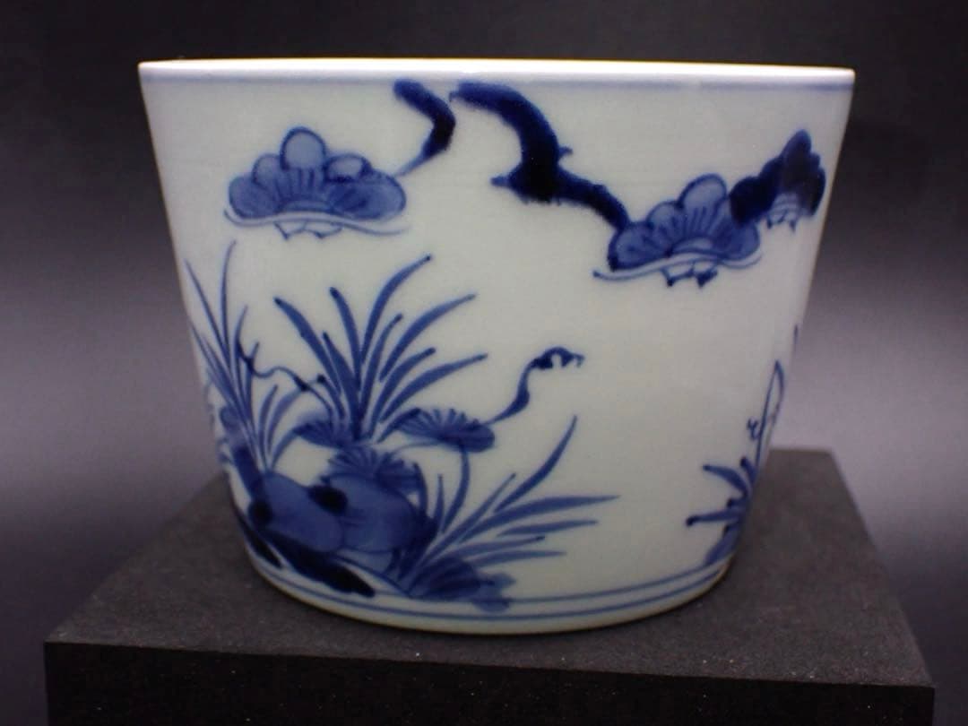 【優品】古伊万里<源氏車に松浪の図>そば猪口 大振り 渦福 骨董品(青15)