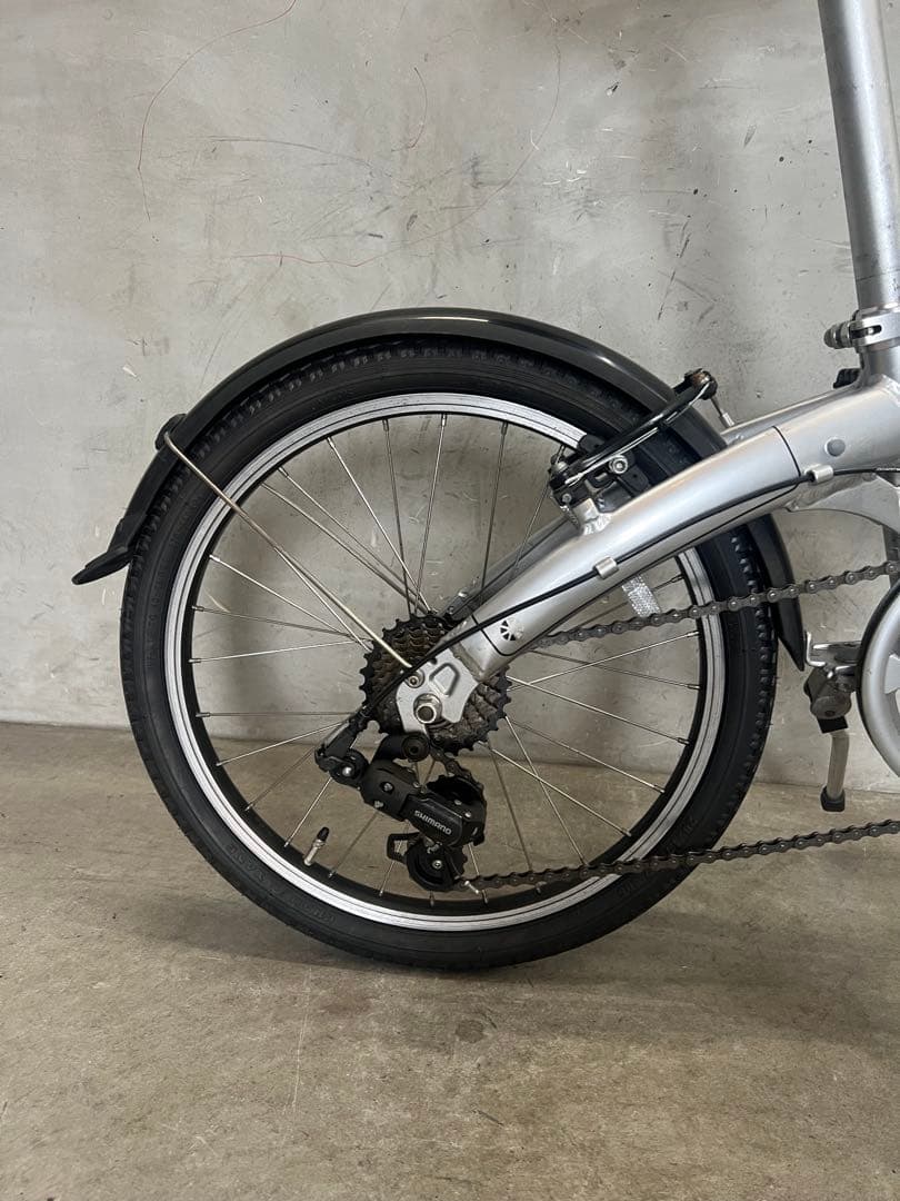 折りたたみ自転車　DAHON VYBE D7 ダホン