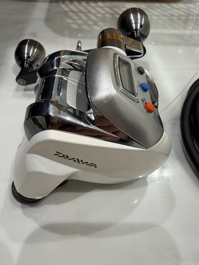 極美品 電動リール レオブリッツ150 ダイワ