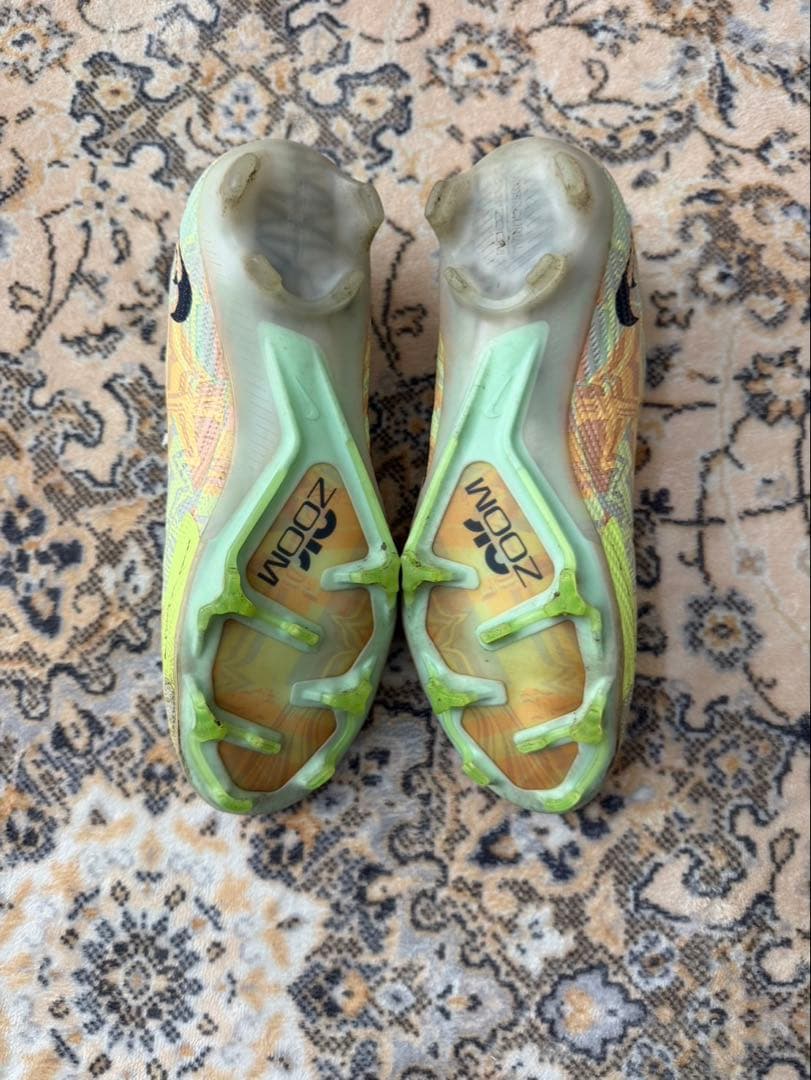 Nike Mercurial ヴェイパースパイクシューズ ネオンイエロー