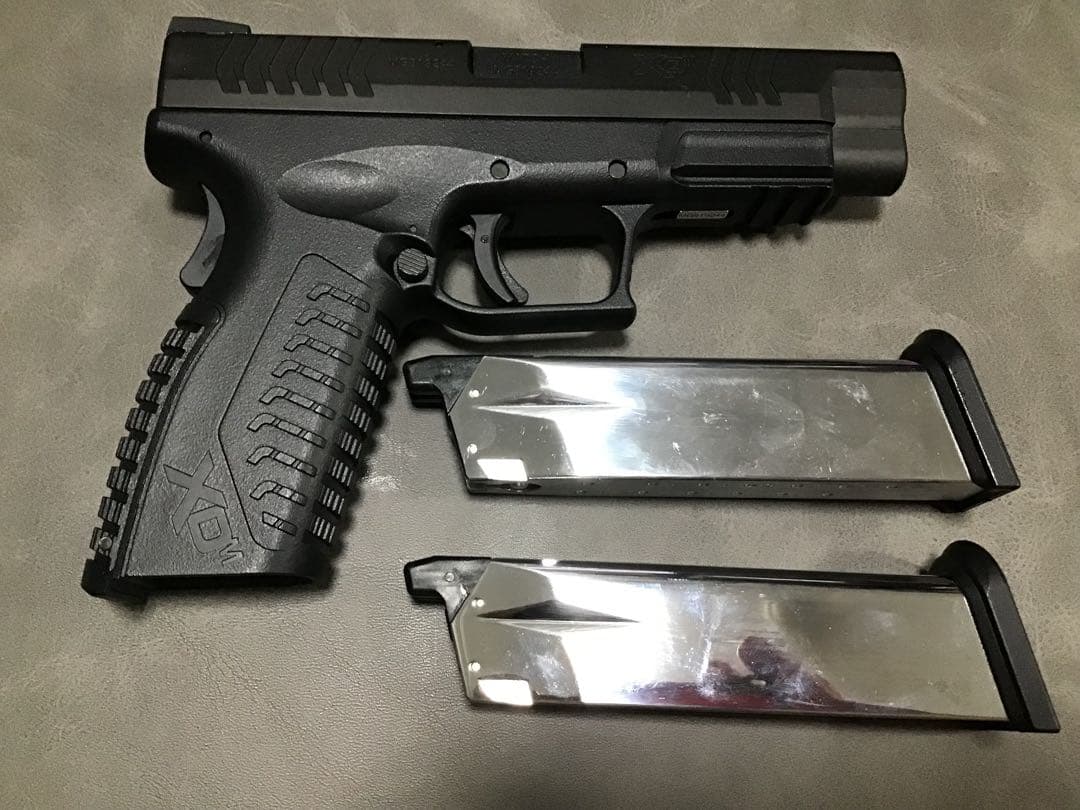 東京マルイ XDM-40￼ ブラック マガジン2本付き