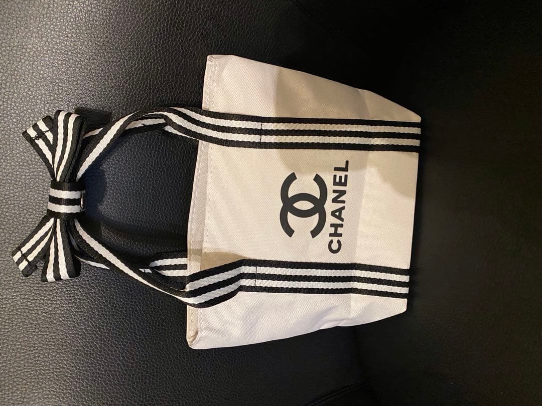 CHANEL ノベルティ　リボンMINIトートバッグ